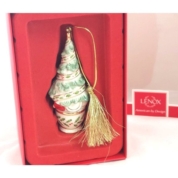 BOXED LENOX HOLIDAY PATTERN CHRISTMAS TREE ORNAMENT #6386007 BEAR HOLLY BERRY - Picture 3 of 9